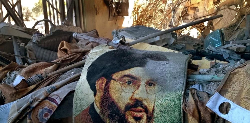 تفاصيل جديدة.. "مادة غريبة" في يد حسن نصرالله ساعدت في تعقبه واغتياله