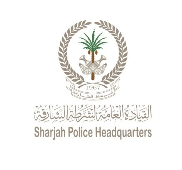 الامارات | عدم ترك مسافة آمنة يتسبب بحادث تصادم متتالي بين 4 مركبات