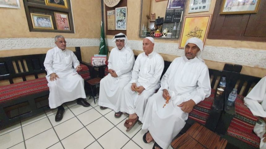 صور| في اليوم العالمي لكبار السن.. دعوة للتواصل وإحياء قيم الاحترام