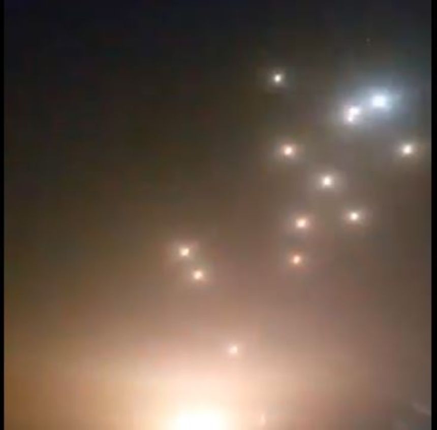 بسبب الصواريخ الإيرانية.. الخطوط الكويتية تغيير مسارات بعض رحلاتها الجوية