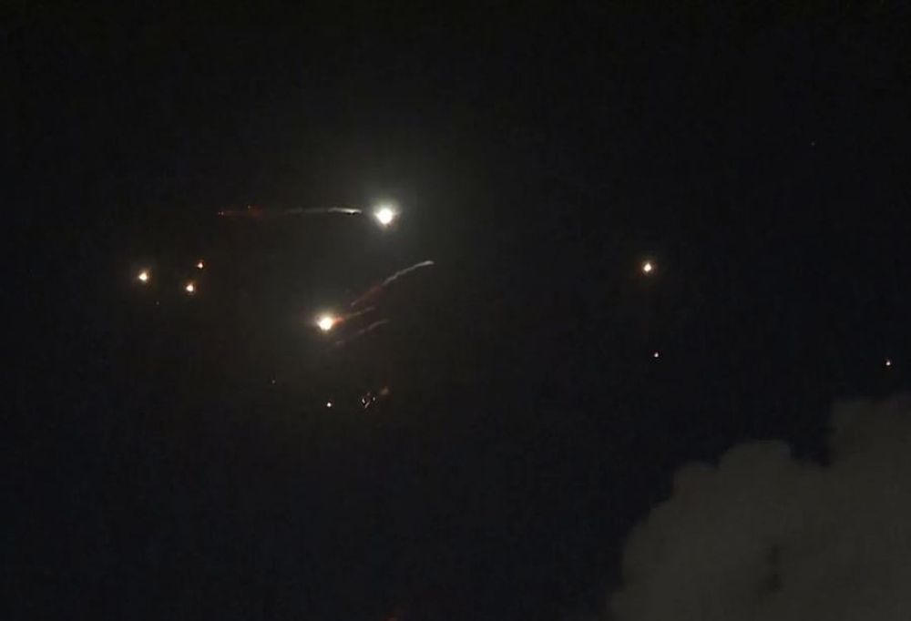 بسبب صواريخ إيران.. الجيش الأردني يطالب المواطنين بالبقاء في بيوتهم