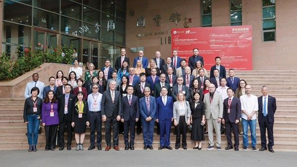 جمال الكعبي: علاقاتنا مع الصين متينة بروابطها الثقافية والاقتصادية والتاريخية