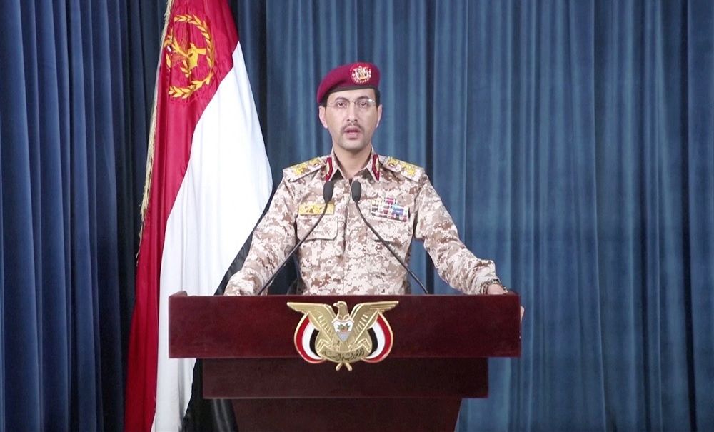 الحوثيون يعلنون استهداف إسرائيل بـ 3 صواريخ مجنحة