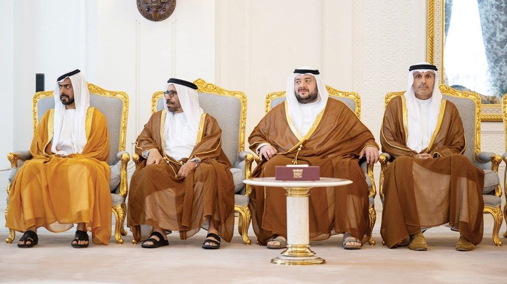 ولي عهد أبوظبي ورئيس مجلس الوزراء القطري: تعزيز التعاون في المجالات الحيوية وذات الأولوية