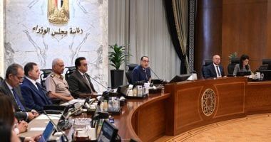 الحكومة: تصاعد الأحداث ينذر بمنعطف خطير ويؤكد ضرورة تدخل المجتمع الدولى