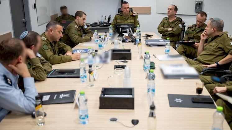 اسرائيل تتوعد بالرد في كافة مناطق الشرق الأوسط