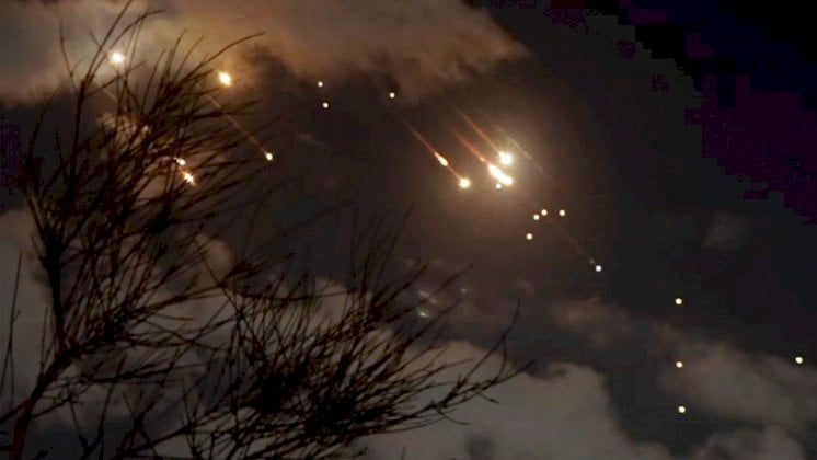 حقيقة الهجوم الإيراني.. 180 صاروخاً فقط وأميركا اعترضتها مع اسرائيل