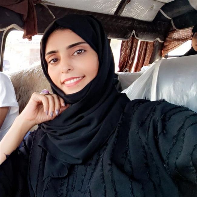 بالصور .. ناشطة عدنية تكشف عن الأمر الخطير الذي وجدته بجوار منزلها ؟!