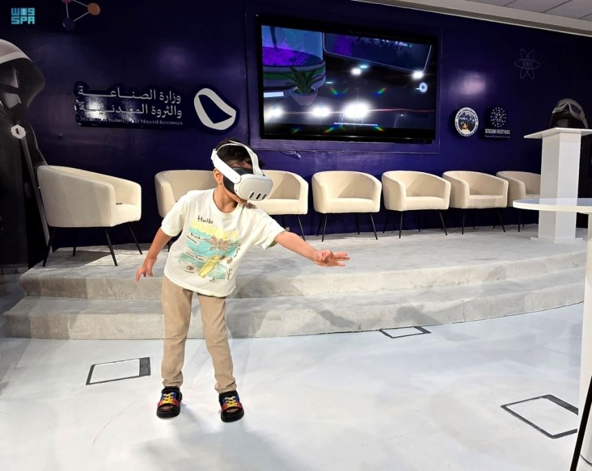 صور| أكثر من 40 ألف زائر لمهرجان العلوم والتقنية في "واحة الملك سلمان"