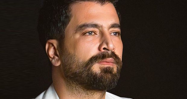 معتصم النهار برسالة أمل وسط الأزمات: “الله خير حافظ”