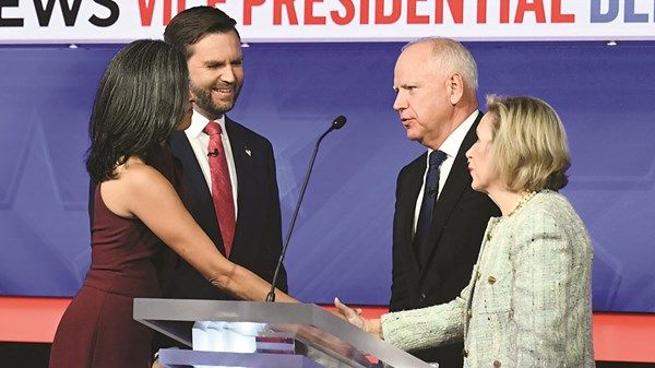 مناظرة فانس ووالز.. ودية واتّسمت بالاحترام المتبادل