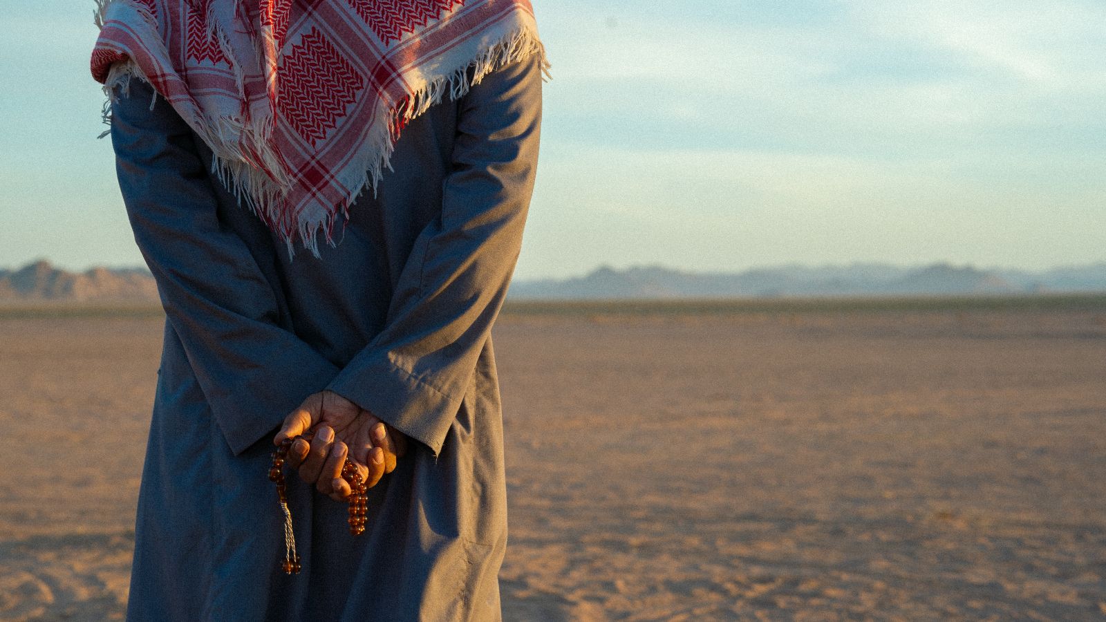 الكشف عن الصور الأولى من الفيلم السعودي "هوبال"