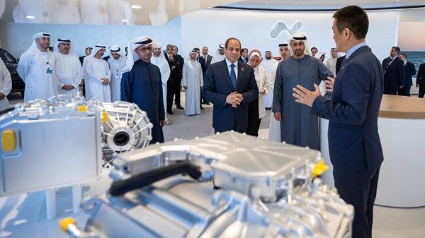 بحضور رئيس الدولة والرئيس المصري..«نيو» العالمية و«سايفن» القابضة الإماراتية تطلقان شراكة لتعزيز مسيرة الابتكار بقطاع المركبات الكهربائية الذكية