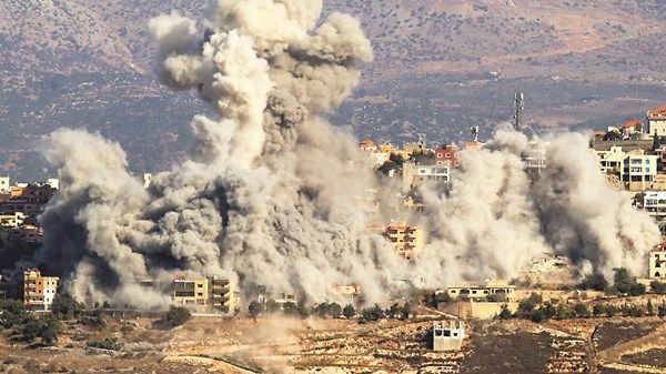 الإمارات: الحل يبدأ بوقف الحرب في غزة ولبنان