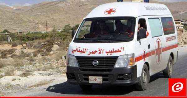 الصليب الاحمر ينقل الإصابات من الكادر الطبي من مستشفى غندور إلى المستشفيات القريبة