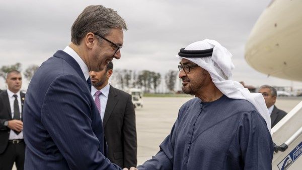 رئيس الدولة يصل إلى صربيا في زيارة عمل