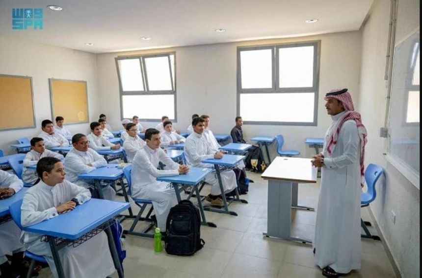 نظام حماية الطفل: ضمان حق التعليم للأطفال بغض النظر عن وضع الجنسية أو الإقامة