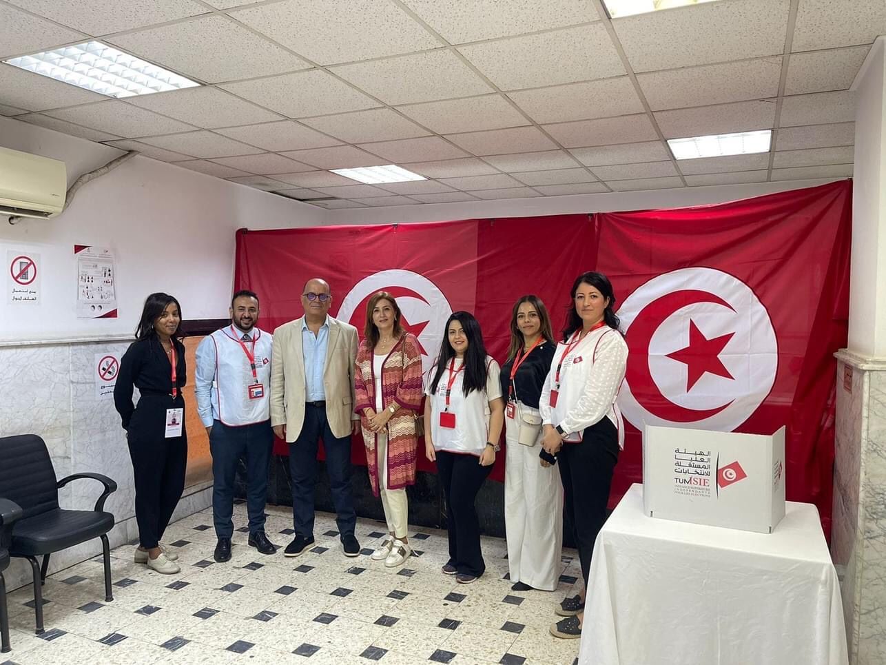 أبناء الجالية التونسية فى مصر يدلون بأصواتهم فى الانتخابات الرئاسية (صور)