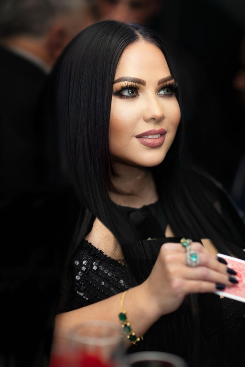 ريبيكا ريوفريو: دور محوري في تمكين المرأة من خلال منتدى النساء المبدعات