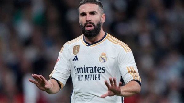 ريال مدريد يكافئ كارفاخال رغم إصابته الطويلة