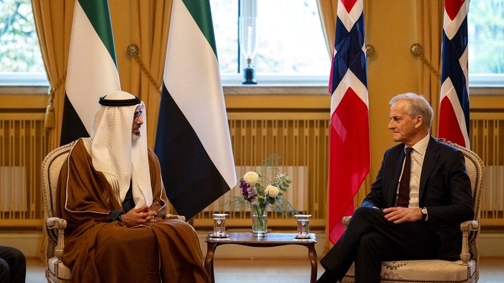 ولي عهد أبوظبي يلتقي رئيس وزراء مملكة النرويج