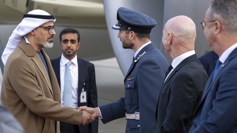 الامارات | ولي عهد أبوظبي يصل إلى أوسلو في زيارة رسمية لمملكة النرويج