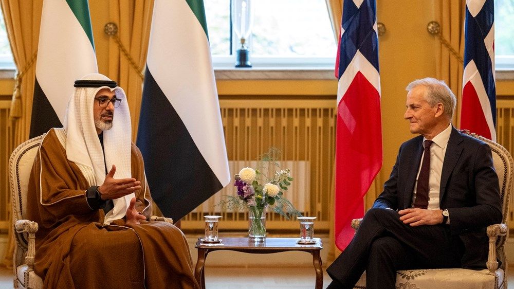 ولي عهد أبوظبي يلتقي رئيس وزراء مملكة النرويج
