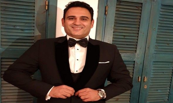 أكرم حسني يشارك في سباق رمضان 2025