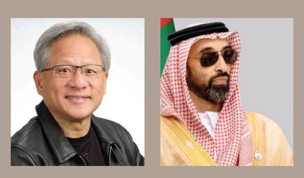 طحنون بن زايد يلتقي جنسين هوانغ المؤسس والرئيس التنفيذي لشركة إنفيديا