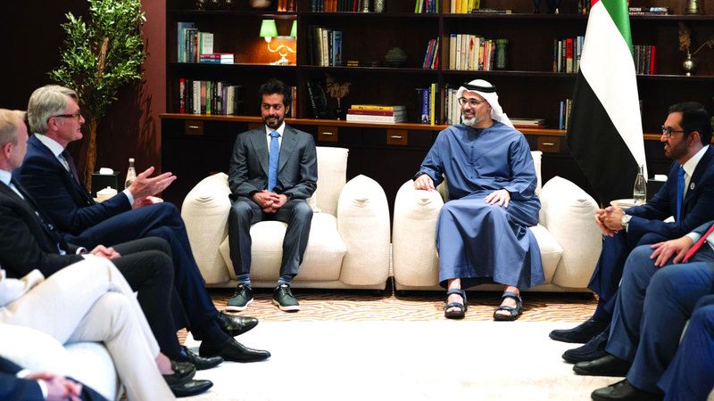 الامارات | خالد بن محمد يلتقي رؤساء تنفيذيين لشركات نرويجية رائدة
