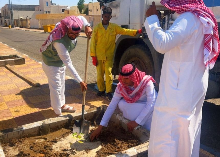 صور.. حملة بالطائف لتشجير مركز ظلم بــ 5000 شتلة لتعزيز الاستدامة