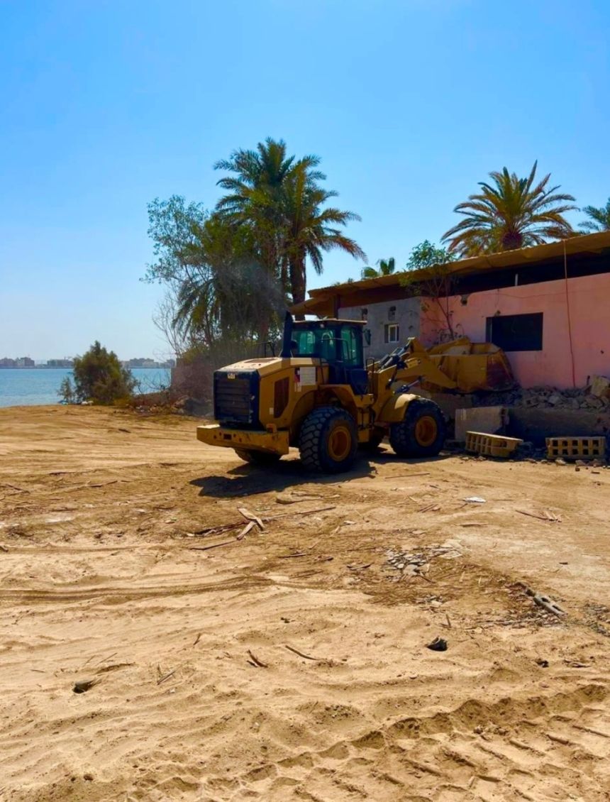 صور.. استعادة 3 مواقع حكومية على واجهة شرم أبحر بجدة