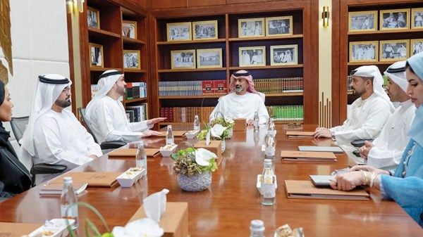 عمار النعيمي يطلع على خطط تنفيذ برنامج تصفير البيروقراطية الحكومية