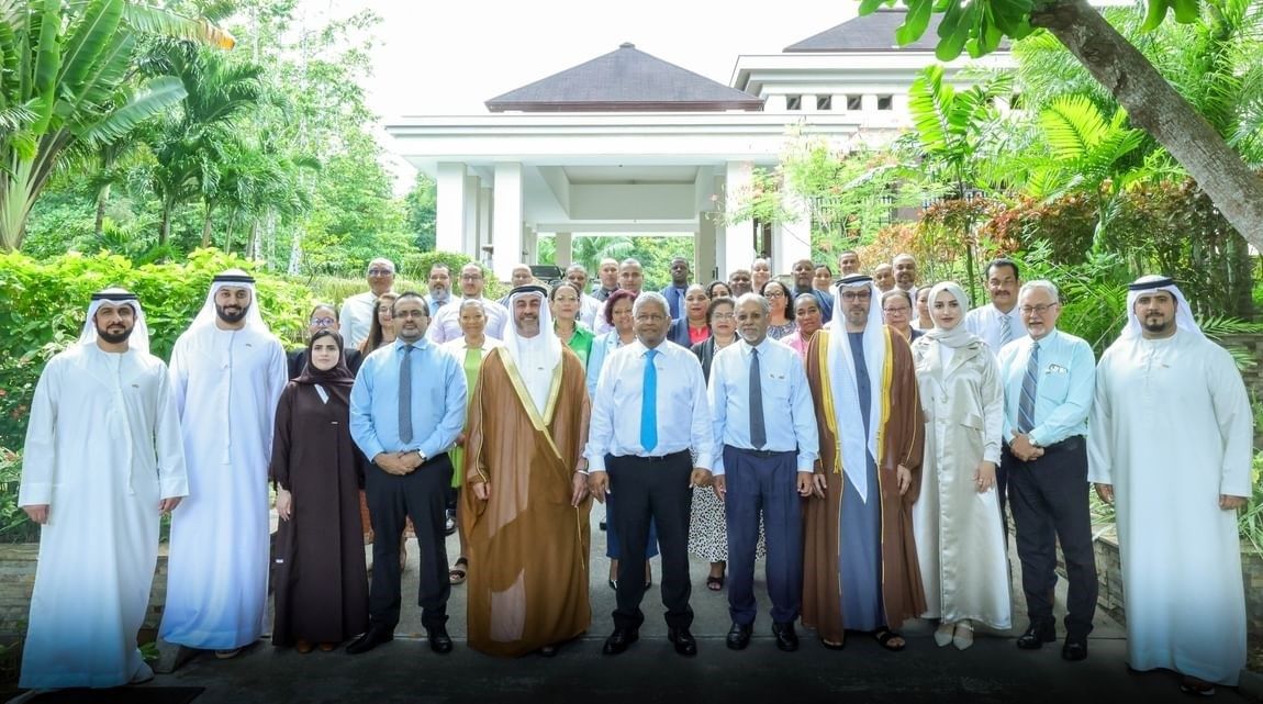 رئيس سيشل يلتقي وفداً حكومياً إماراتياً