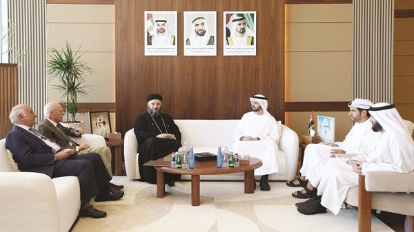 رئيس «الشؤون الإسلامية والأوقاف» يستقبل القس بيشوي فخري