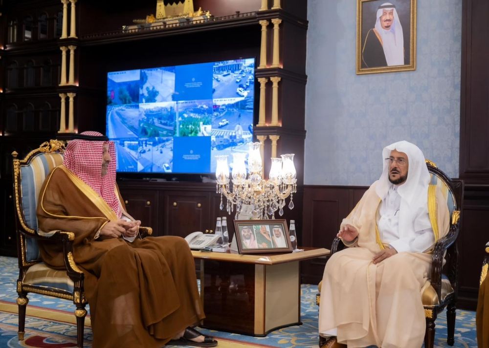 أمير الباحة يشيد بجهود وزير الشؤون الإسلامية في العناية ببيوت الله