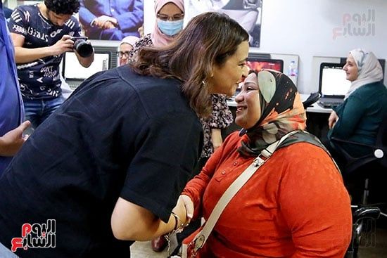 زغرودة الفرحة.. نادية فكرى تحتفل بذهبية باريس فى صالة الخليج 365 (فيديو)