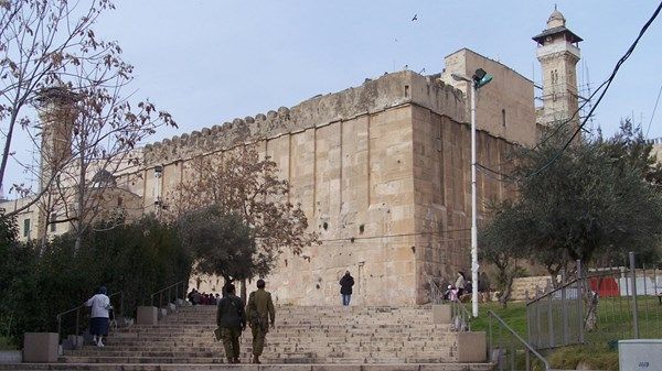 إسرائيل تغلق الحرم الإبراهيمي 4 أيام