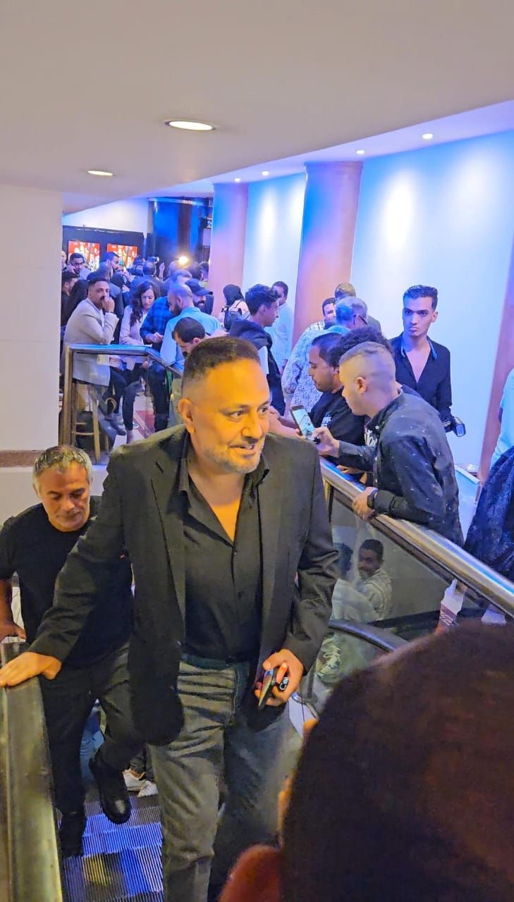 بيومي فؤاد وصناع "بنسيون دلال" يحتفلون بالعرض الخاص للفيلم