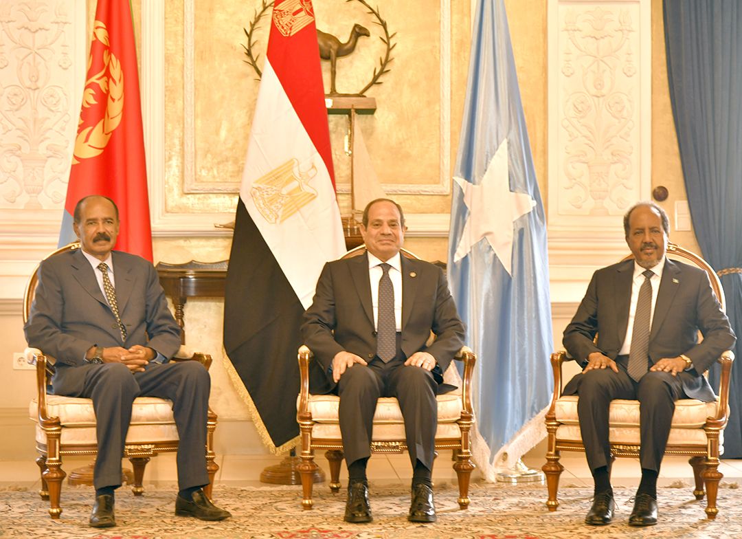 رئيس إرتريا يؤكد دعم الجيش الصومالي