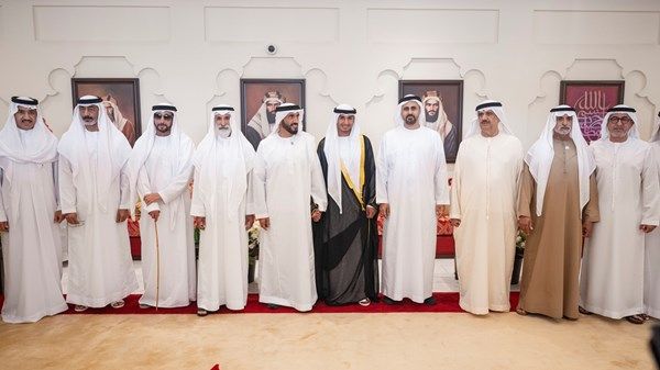 نهيان بن زايد وذياب بن محمد ونهيان بن مبارك والشيوخ يحضرون حفل زفاف هزاع بن طحنون بن سعيد