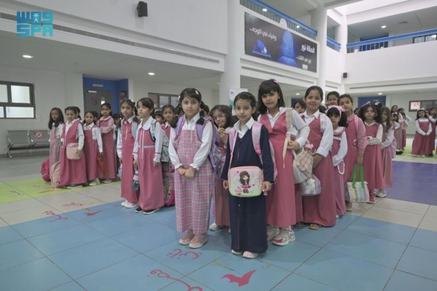 اليوم العالمي للطفلة.. "فتيات المملكة" حقوق كاملة وحماية دائمة