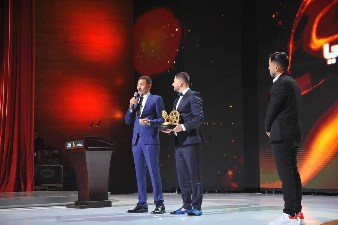 تكريم فتحى عبد الوهاب فى ختام مهرجان وهران للفيلم العربى.. صور