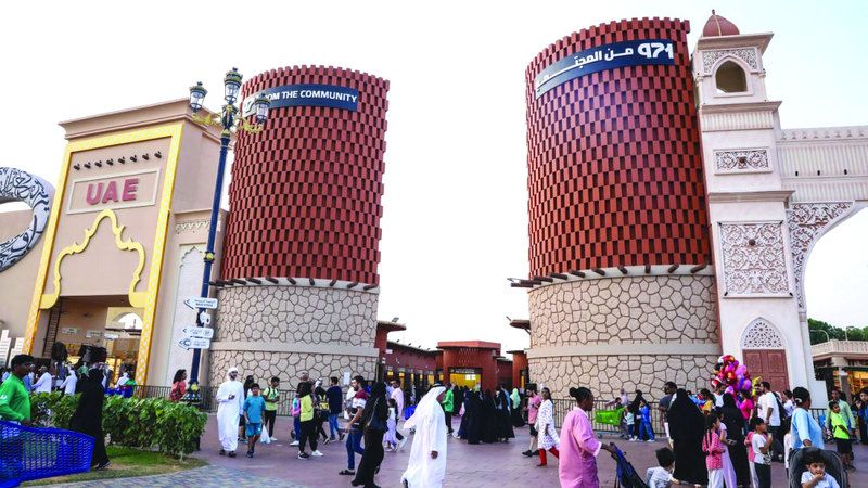 الامارات | «تنمية المجتمع» تدعم 31 مشروعاً وطنياً في جناح «971.. من المجتمع»