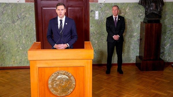 منظمة مناهضة للأسلحة النووية تفوز بجائزة نوبل للسلام