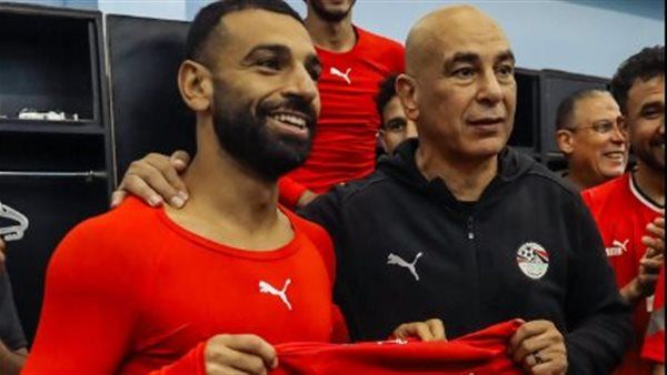 حسام حسن: "صلاح أخي الصغير وغير مقبول المقارنة بيننا"