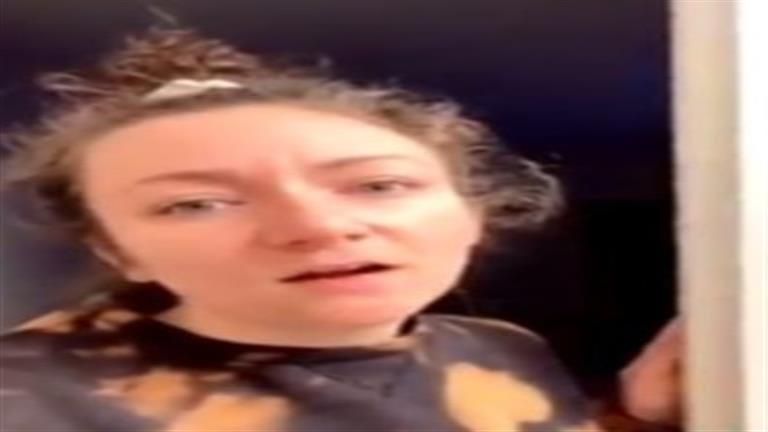 صدمة.. سيدة تكتشف أمرغير متوقع في مرحاض منزلها