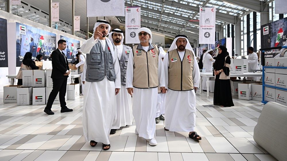 ضمن حملة «الإمارات معك يا لبنان».. جمع 250 طناً من المساعدات في أبوظبي