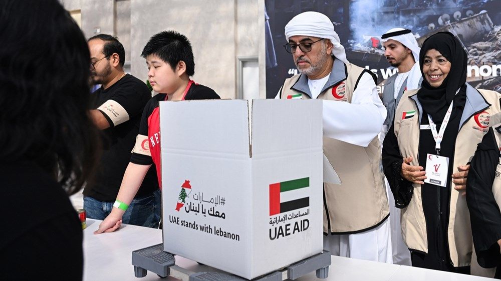 ضمن حملة «الإمارات معك يا لبنان».. جمع 250 طناً من المساعدات في أبوظبي
