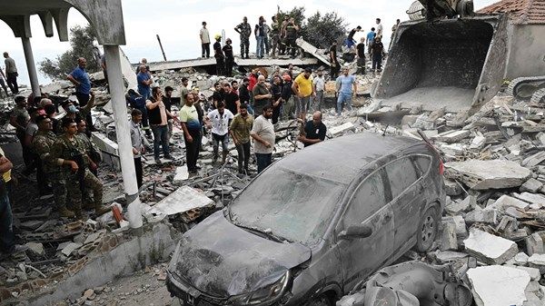 إسرائيل توسع نطاق أوامر الإخلاء في جنوب لبنان